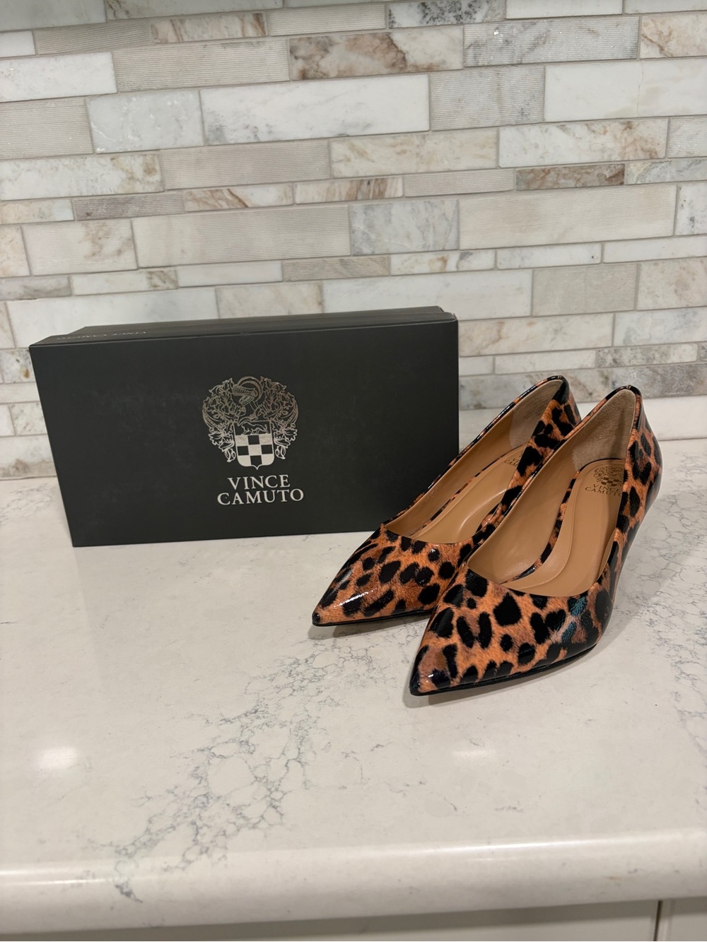 Vince Camuto Leopard-Print Pointed Toe Kitten Heels Pumps New With Box Sz 7.5M